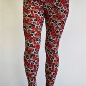 Buskins Pluskins PS Plus leggings NWT skulls